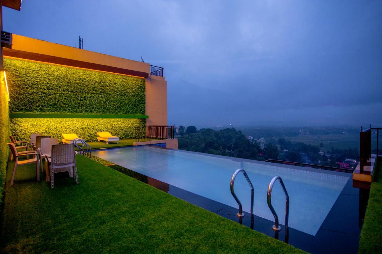 Encore Suites Goa Panaji Dış mekan fotoğraf