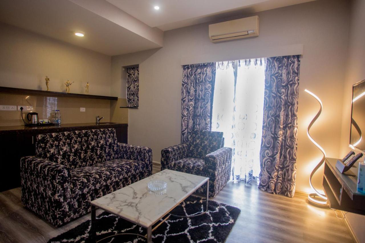 Encore Suites Goa Panaji Dış mekan fotoğraf